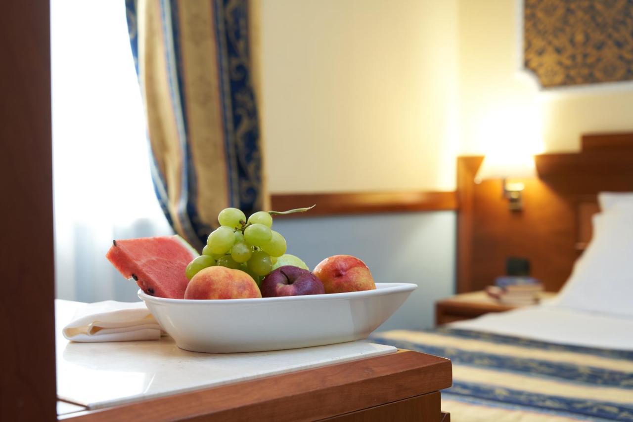 Hotel Ristorante La Piana Telese Terme Экстерьер фото