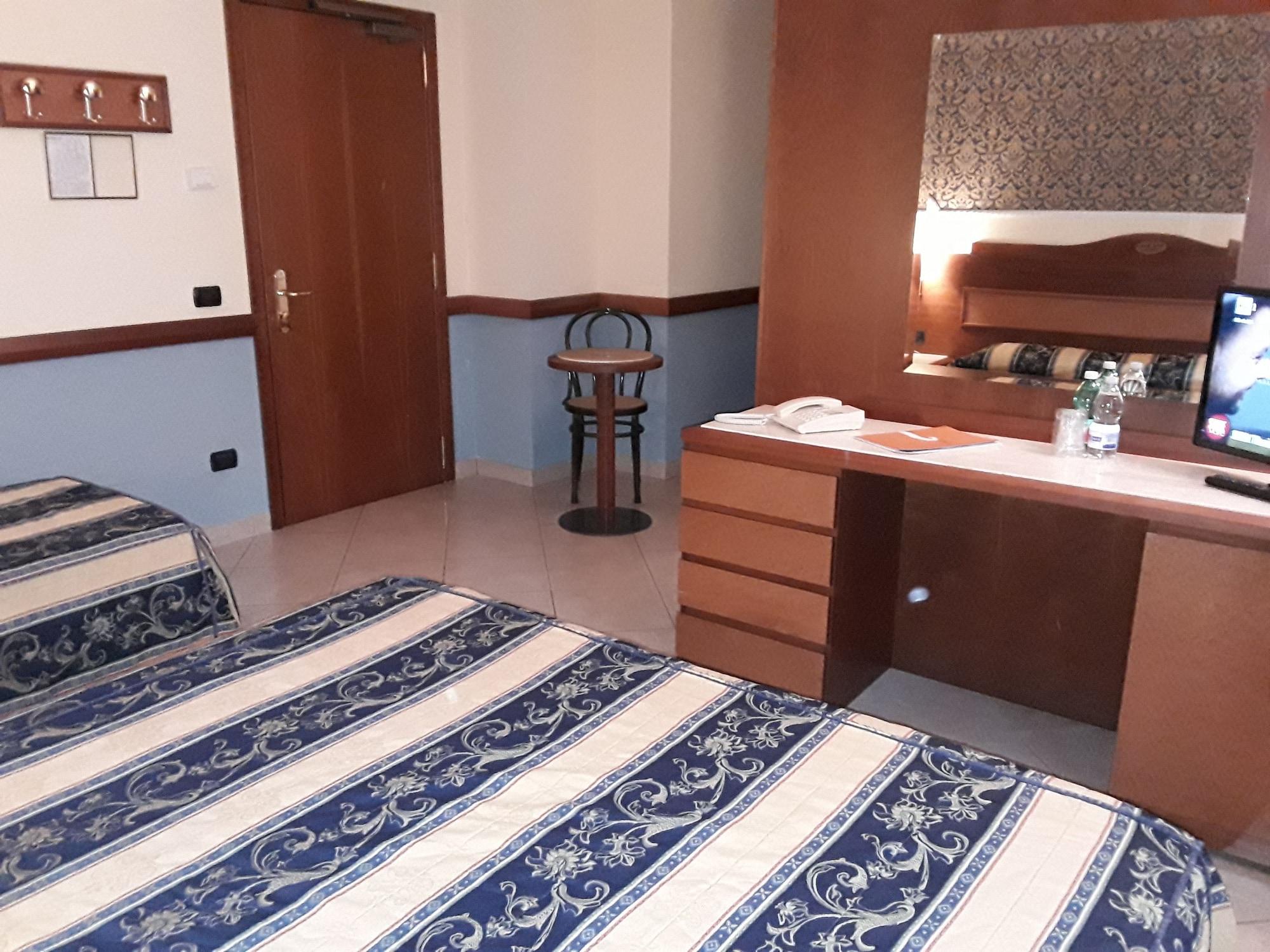 Hotel Ristorante La Piana Telese Terme Экстерьер фото