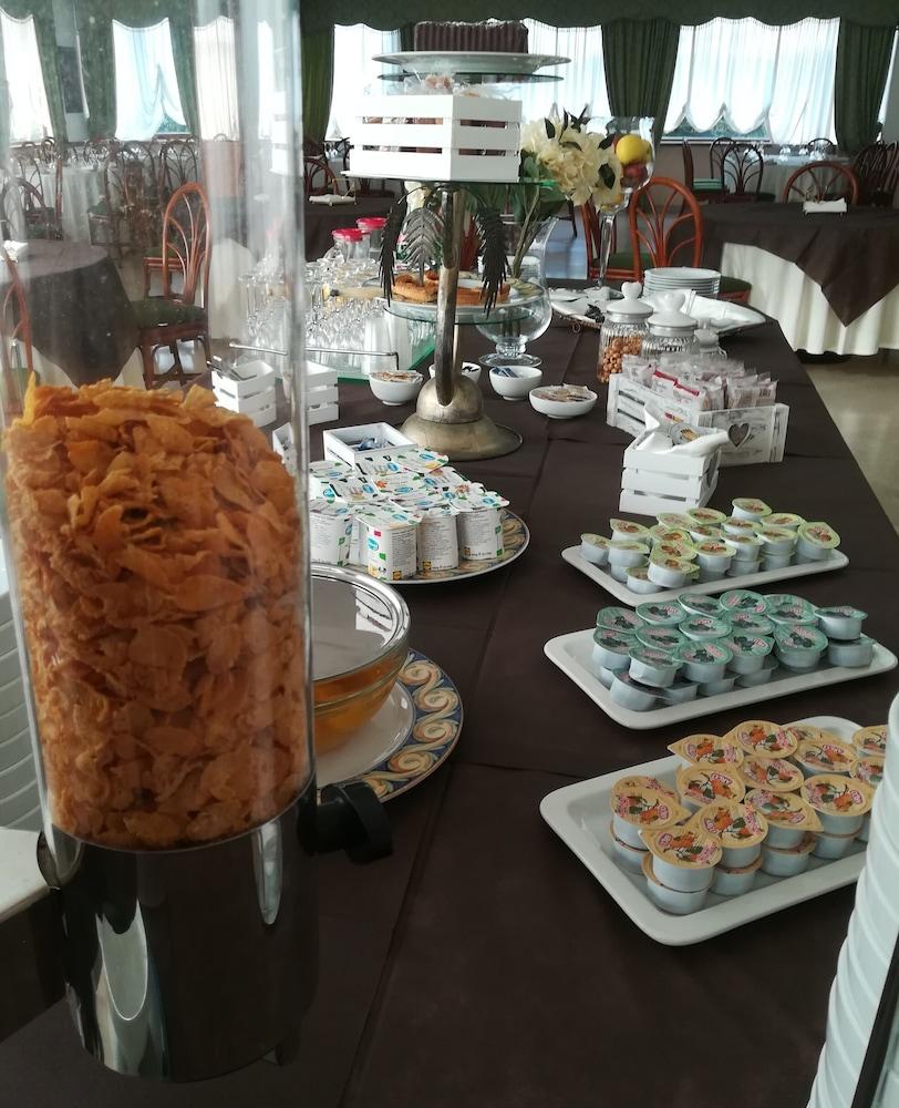 Hotel Ristorante La Piana Telese Terme Экстерьер фото