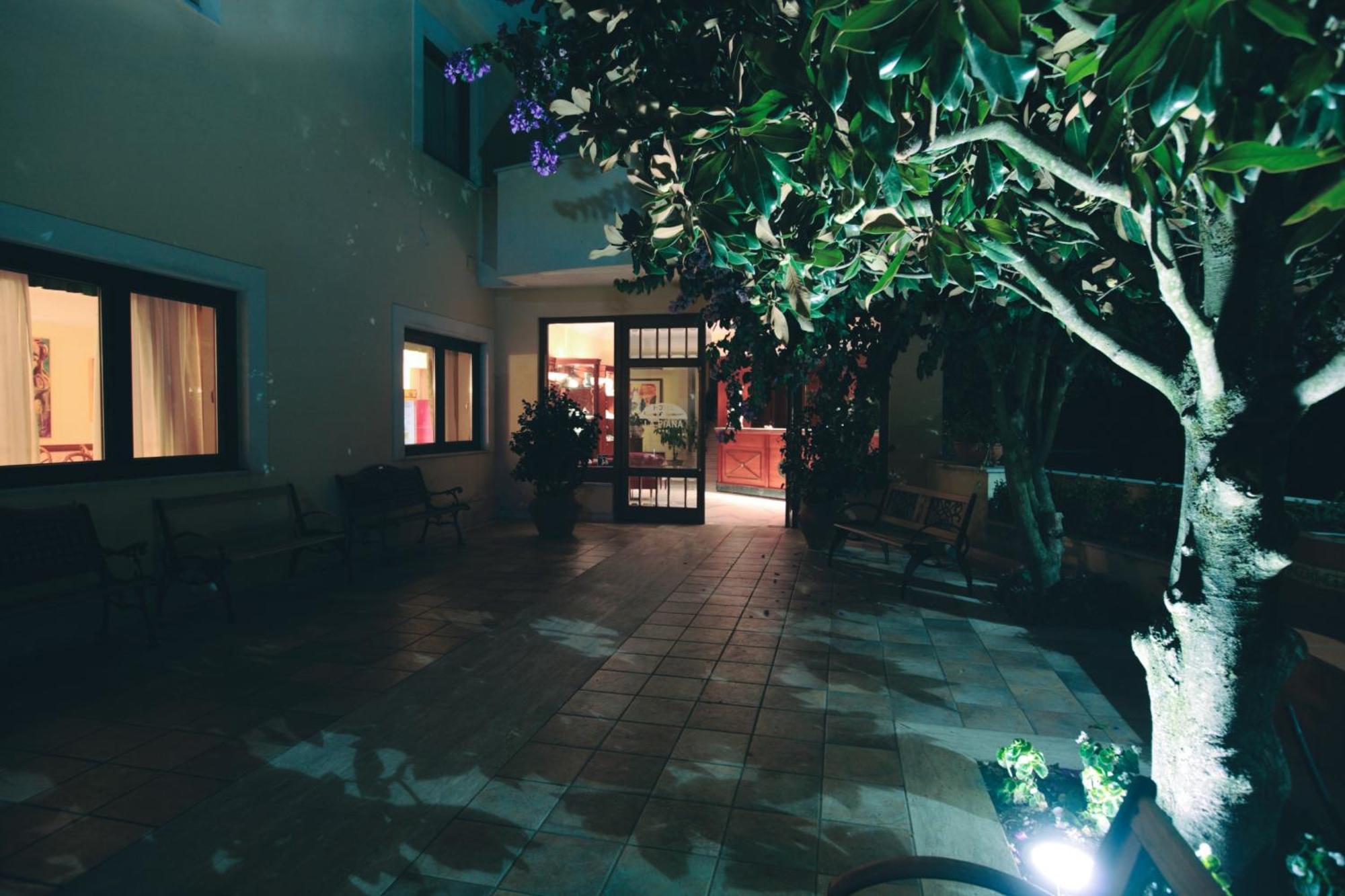 Hotel Ristorante La Piana Telese Terme Экстерьер фото