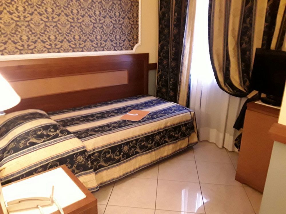 Hotel Ristorante La Piana Telese Terme Экстерьер фото
